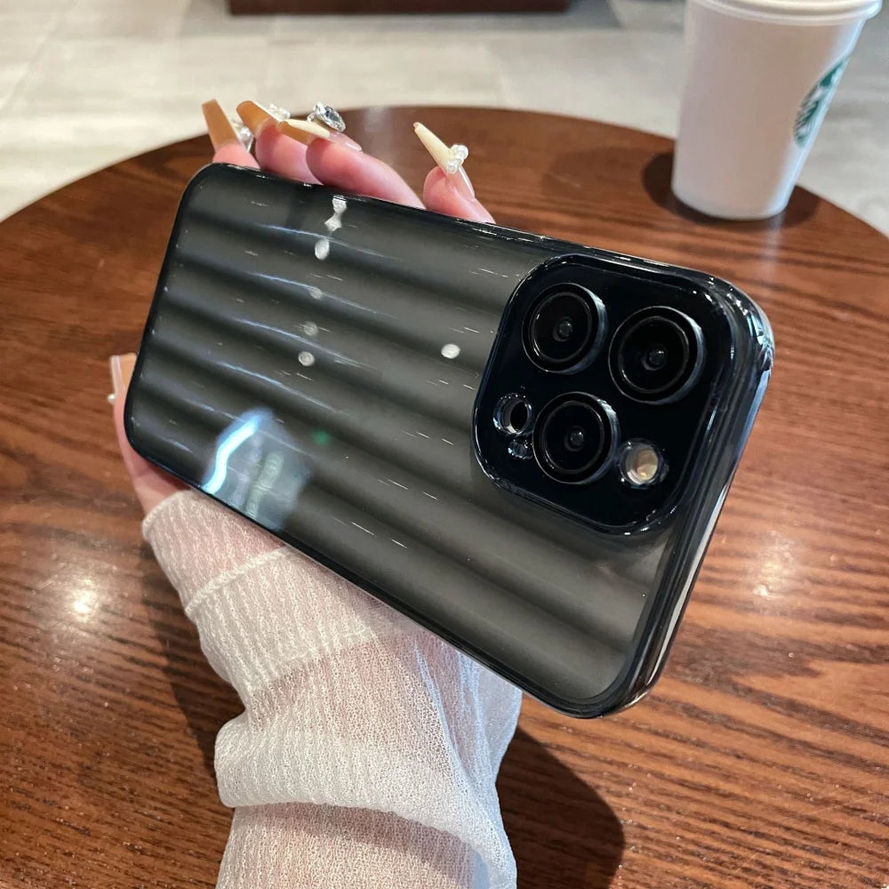 Case Pro Stripe - Preto / iPhone 14